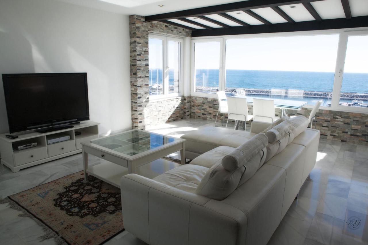 Appartamento Luxury Puerto Banus Penthouse With Parking & Wi-Fi Marbella Esterno foto