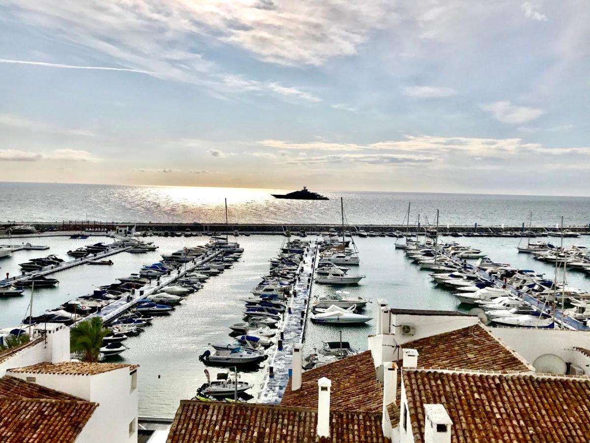 Appartamento Luxury Puerto Banus Penthouse With Parking & Wi-Fi Marbella Esterno foto