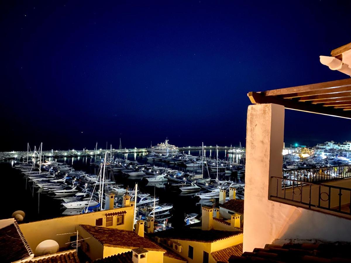 Appartamento Luxury Puerto Banus Penthouse With Parking & Wi-Fi Marbella Esterno foto