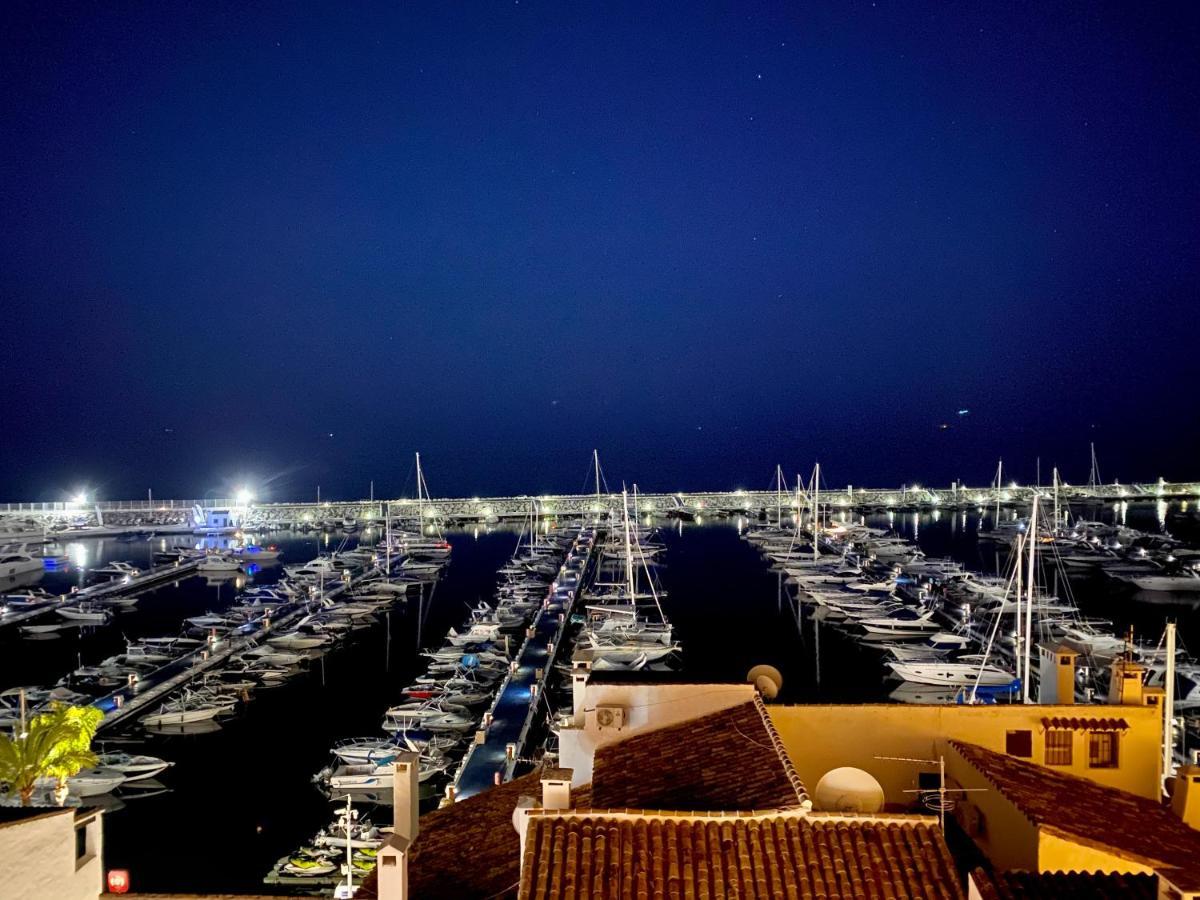 Appartamento Luxury Puerto Banus Penthouse With Parking & Wi-Fi Marbella Esterno foto